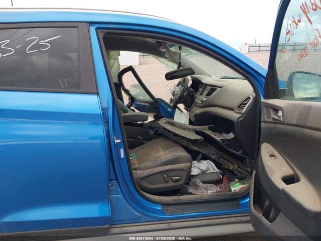 2017 HYUNDAI TUCSON SE PLUS 5