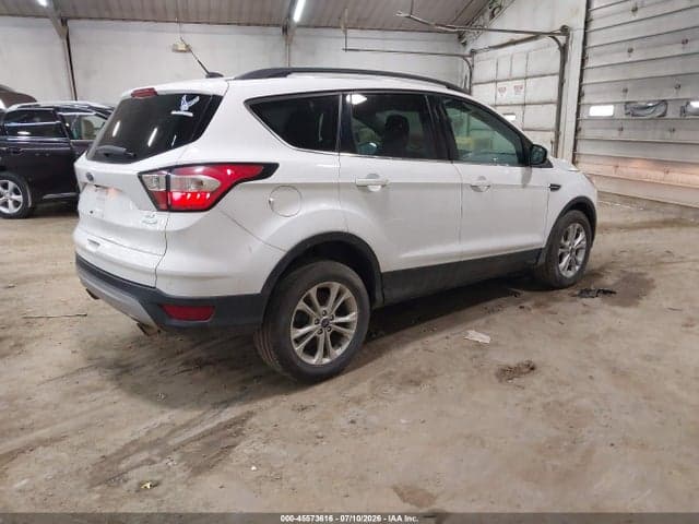 2018 FORD ESCAPE SE 4