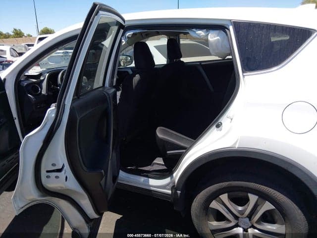 2018 TOYOTA RAV4 LE 8