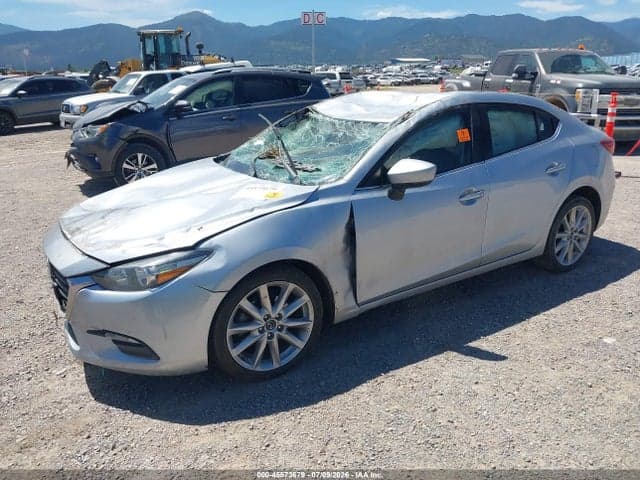 2017 MAZDA MAZDA3 TOURING 2