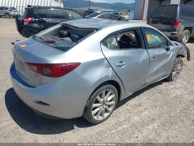 2017 MAZDA MAZDA3 TOURING 4