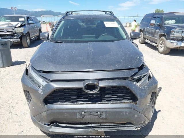 2022 TOYOTA RAV4 XLE 13