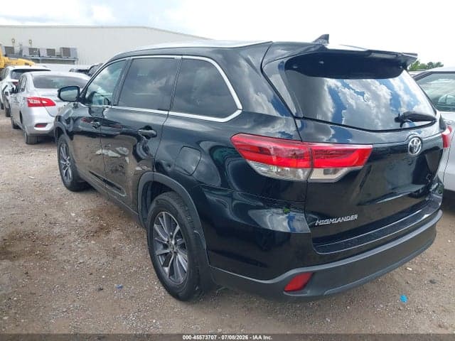 2019 TOYOTA HIGHLANDER XLE 3