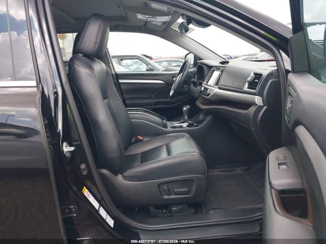 2019 TOYOTA HIGHLANDER XLE 5