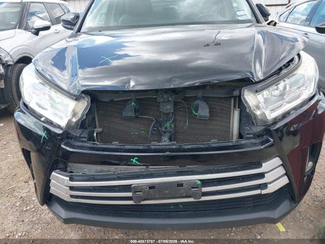 2019 TOYOTA HIGHLANDER XLE 6