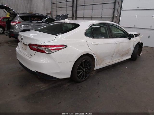 2020 TOYOTA CAMRY LE 4