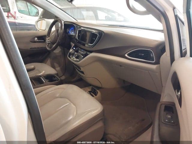 2018 CHRYSLER PACIFICA TOURING L 5