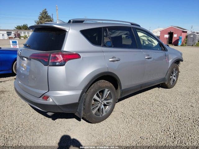 2018 TOYOTA RAV4 XLE 4