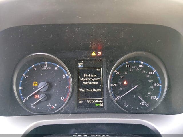 2018 TOYOTA RAV4 XLE 7