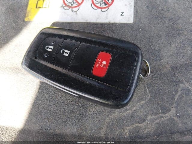 2017 TOYOTA PRIUS THREE 12
