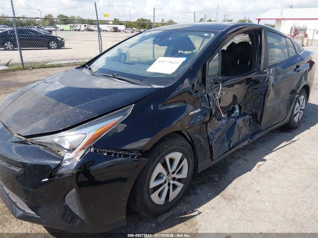 2017 TOYOTA PRIUS THREE 7
