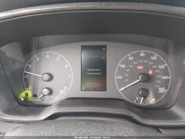 2025 TOYOTA COROLLA CROSS LE 8