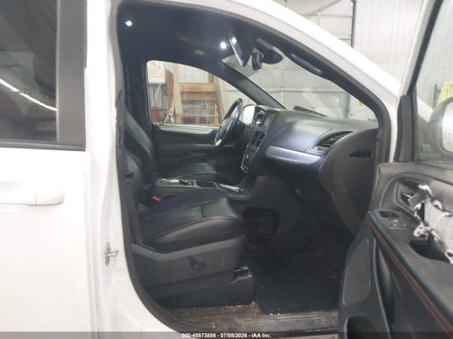 2019 DODGE GRAND CARAVAN GT 5