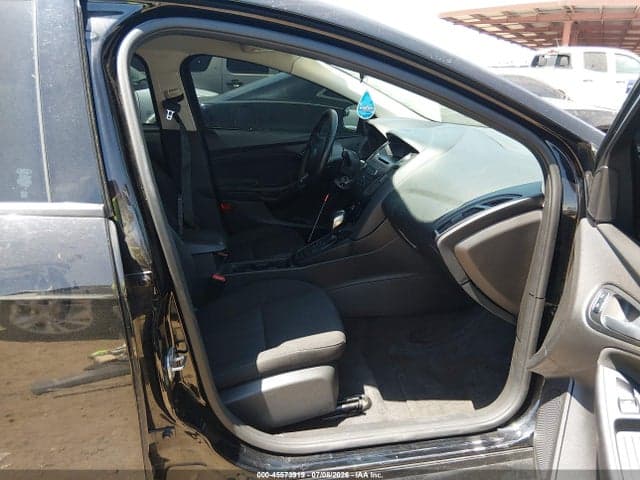 2016 FORD FOCUS SE 5