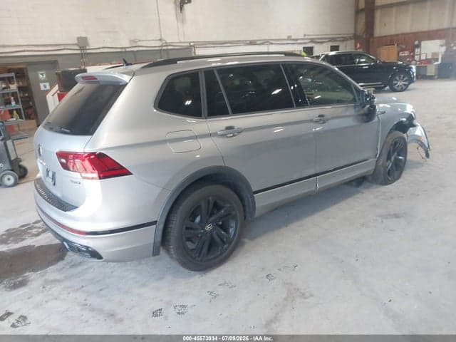 2024 VOLKSWAGEN TIGUAN 2.0T SE R-LINE BLACK 4