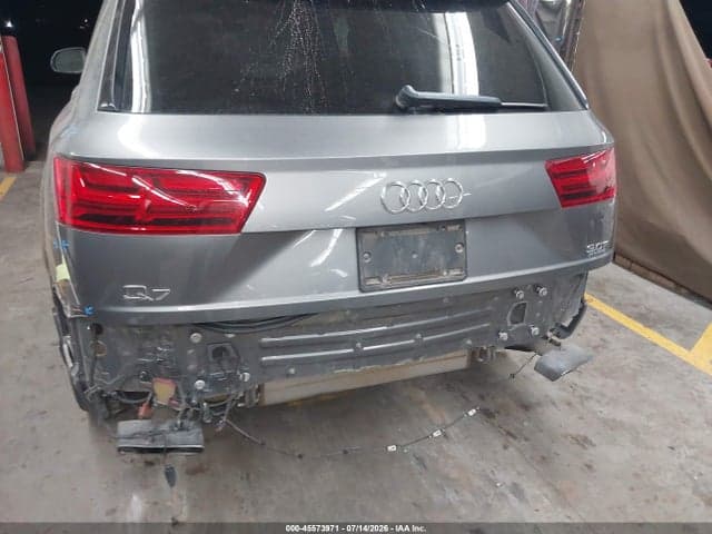 2017 AUDI Q7 3.0T PREMIUM 6