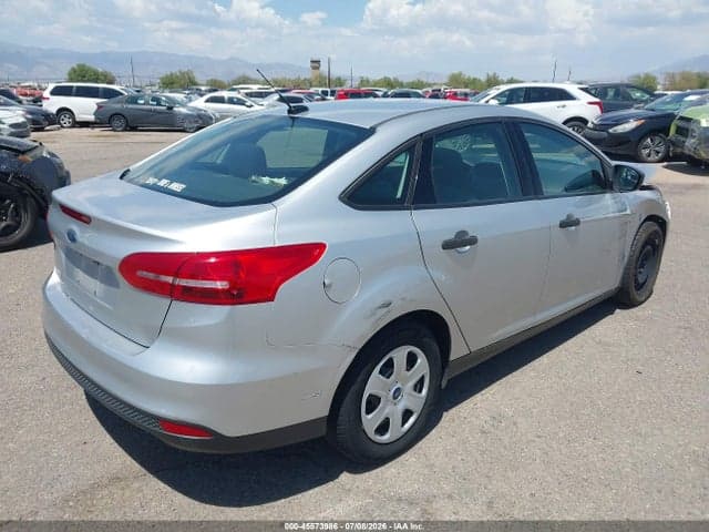 2017 FORD FOCUS S 4
