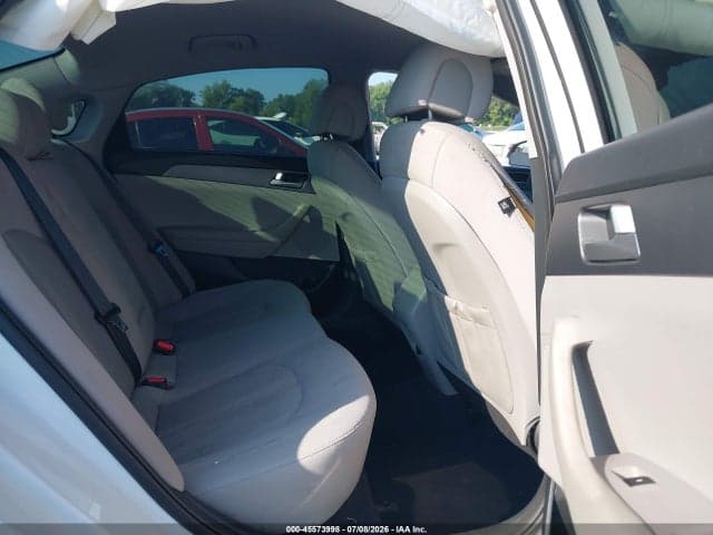2017 HYUNDAI SONATA SE 8