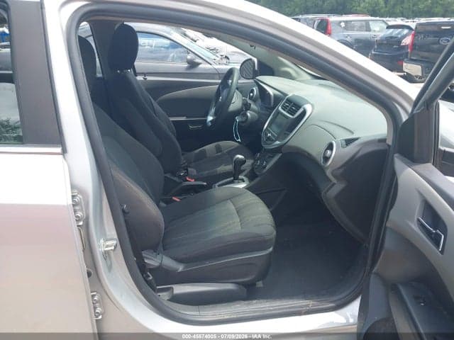 2017 CHEVROLET SONIC LT AUTO 5