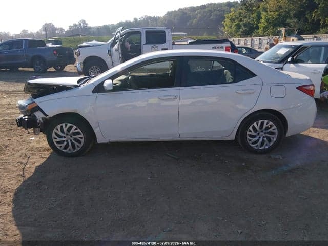2019 TOYOTA COROLLA LE 15