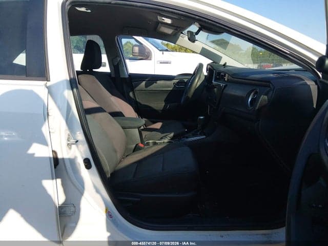 2019 TOYOTA COROLLA LE 5