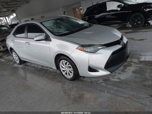 2018 TOYOTA COROLLA LE 1