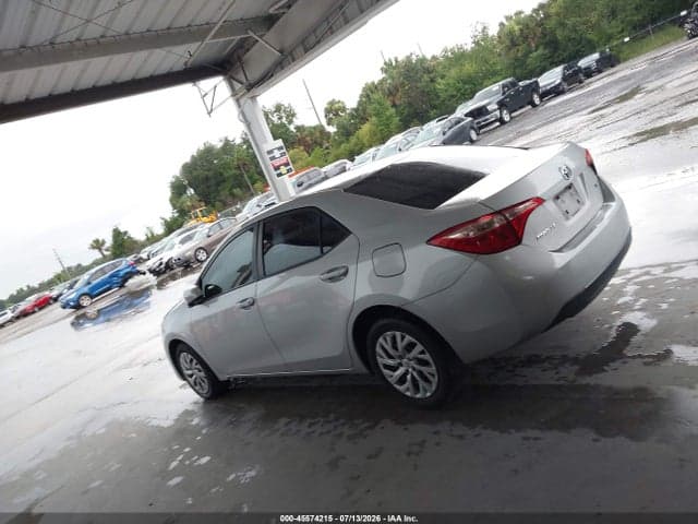 2018 TOYOTA COROLLA LE 14