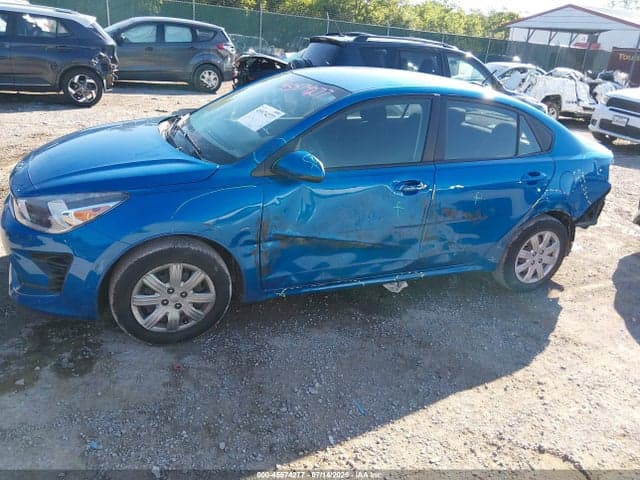 2022 KIA RIO S 17