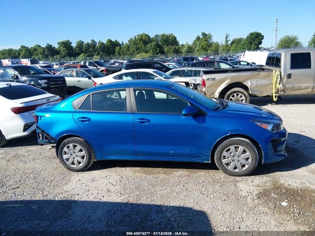 2022 KIA RIO S 19