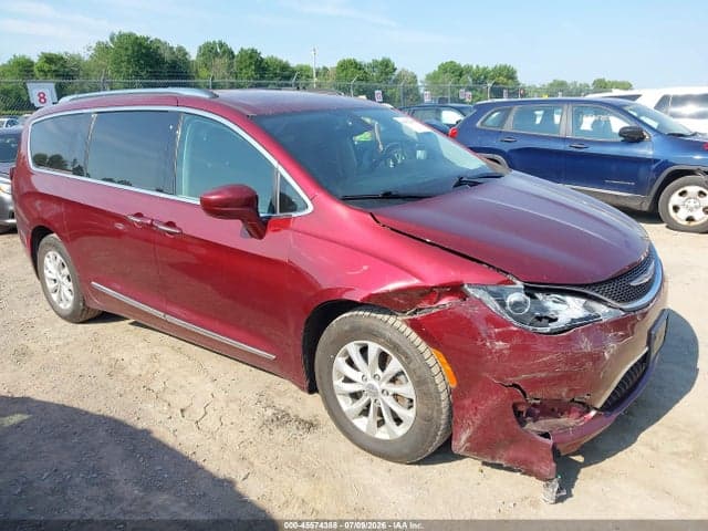 2019 CHRYSLER PACIFICA TOURING L 1