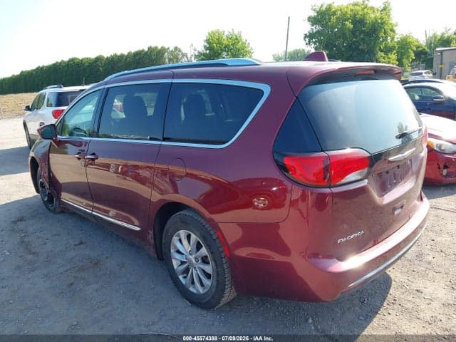 2019 CHRYSLER PACIFICA TOURING L 3