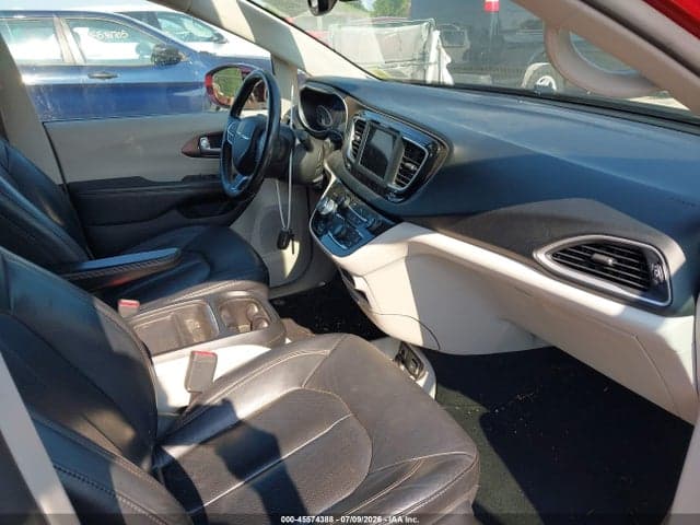 2019 CHRYSLER PACIFICA TOURING L 5