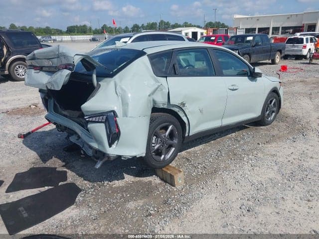 2025 KIA K4 LXS 4