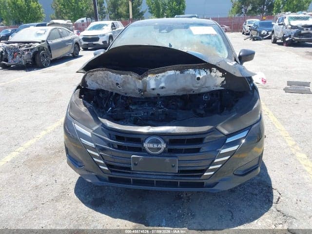 2024 NISSAN VERSA 1.6 SV 11
