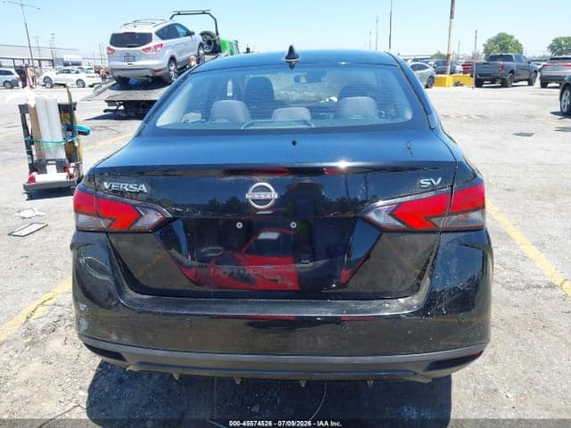 2024 NISSAN VERSA 1.6 SV 15
