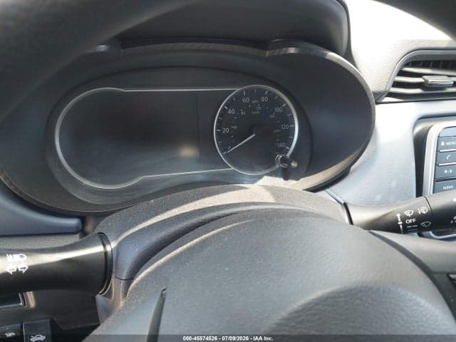 2024 NISSAN VERSA 1.6 SV 7