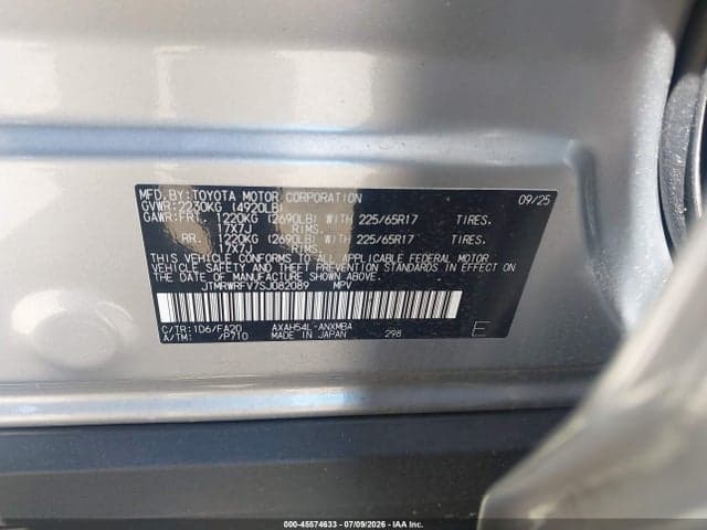 2025 TOYOTA RAV4 HYBRID XLE 9