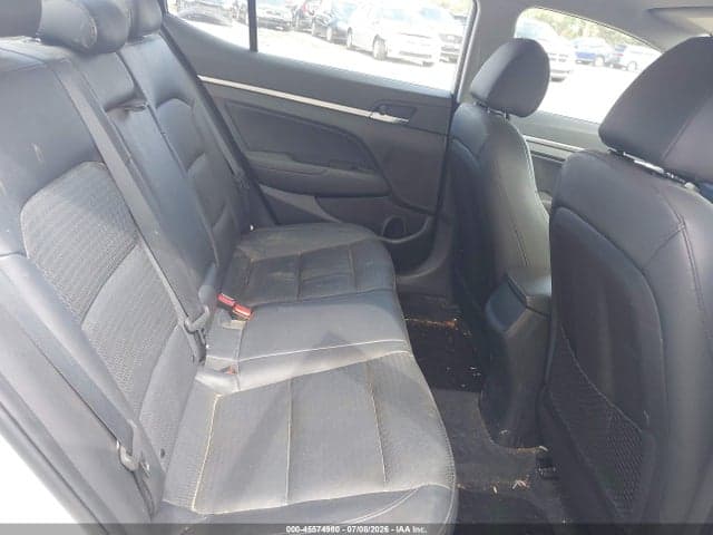 2019 HYUNDAI ELANTRA LIMITED 8