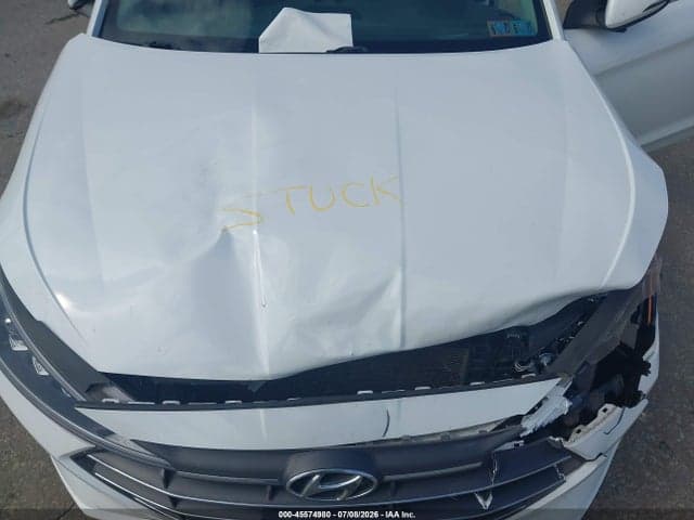 2019 HYUNDAI ELANTRA LIMITED 10