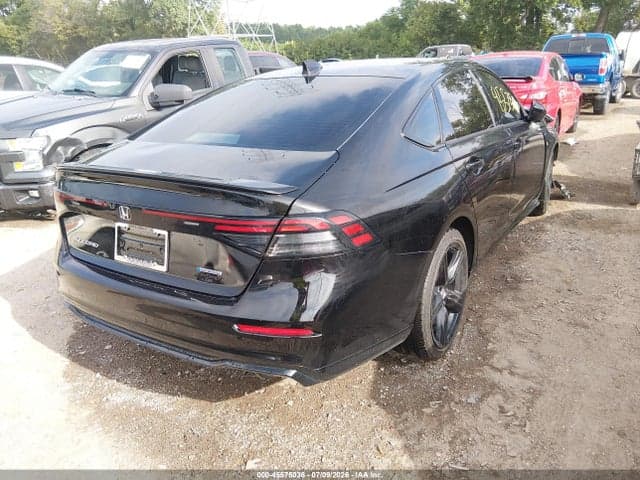 2025 HONDA ACCORD HYBRID SPORT-L 4