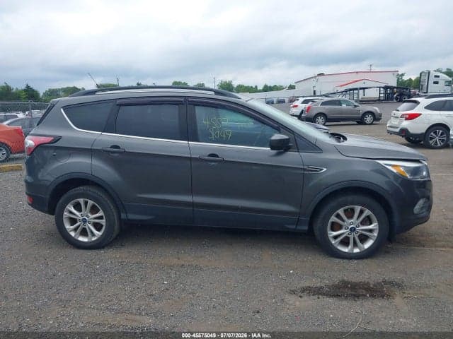 2018 FORD ESCAPE SE 13