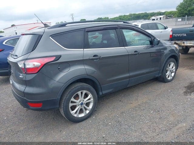 2018 FORD ESCAPE SE 4