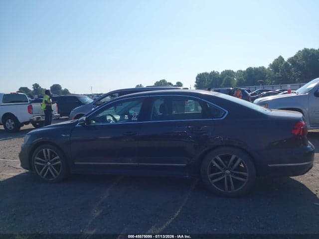 2017 VOLKSWAGEN PASSAT 1.8T R-LINE 14
