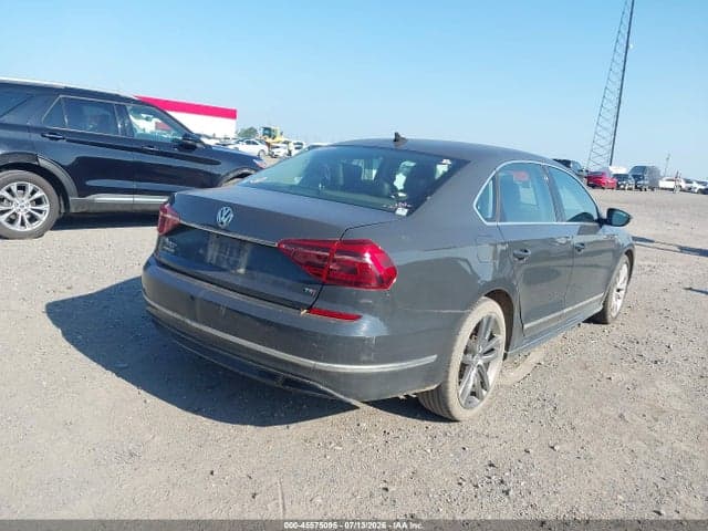 2017 VOLKSWAGEN PASSAT 1.8T R-LINE 4