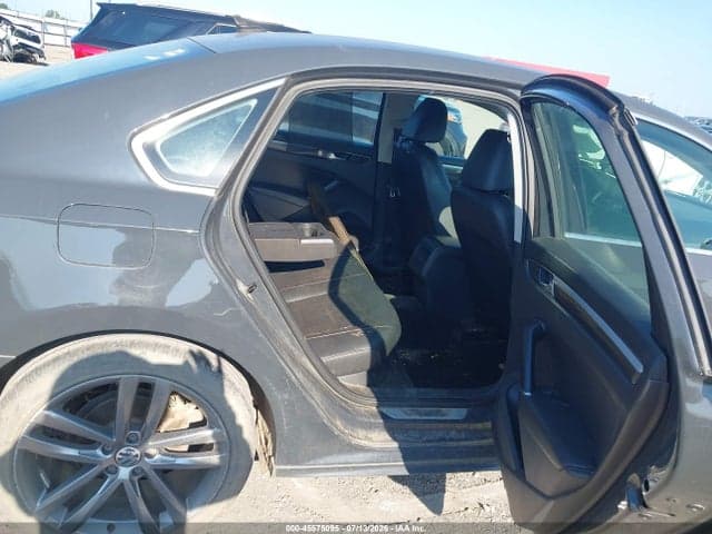 2017 VOLKSWAGEN PASSAT 1.8T R-LINE 8