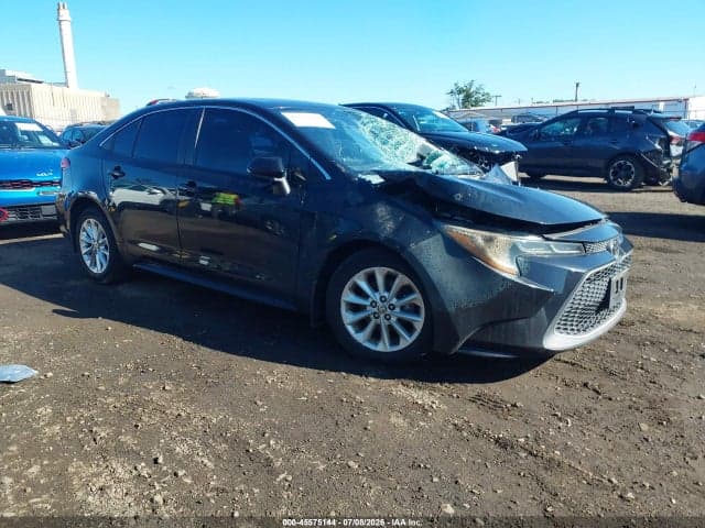 2020 TOYOTA COROLLA XLE - 1