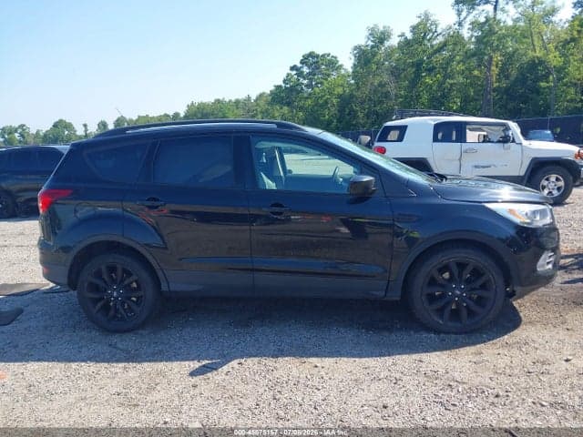2019 FORD ESCAPE SE 14
