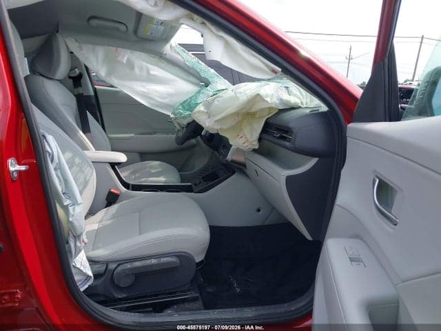 2026 HYUNDAI KONA SEL PREMIUM 5