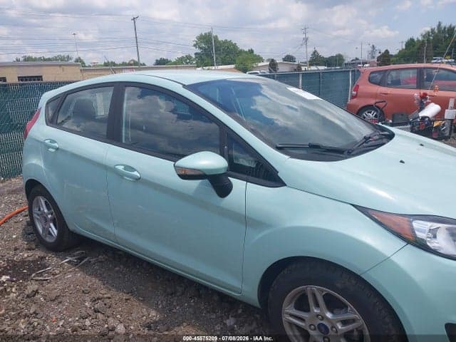 2017 FORD FIESTA SE 13