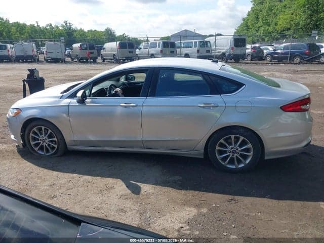 2017 FORD FUSION SE 14